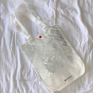 Lululemon bag